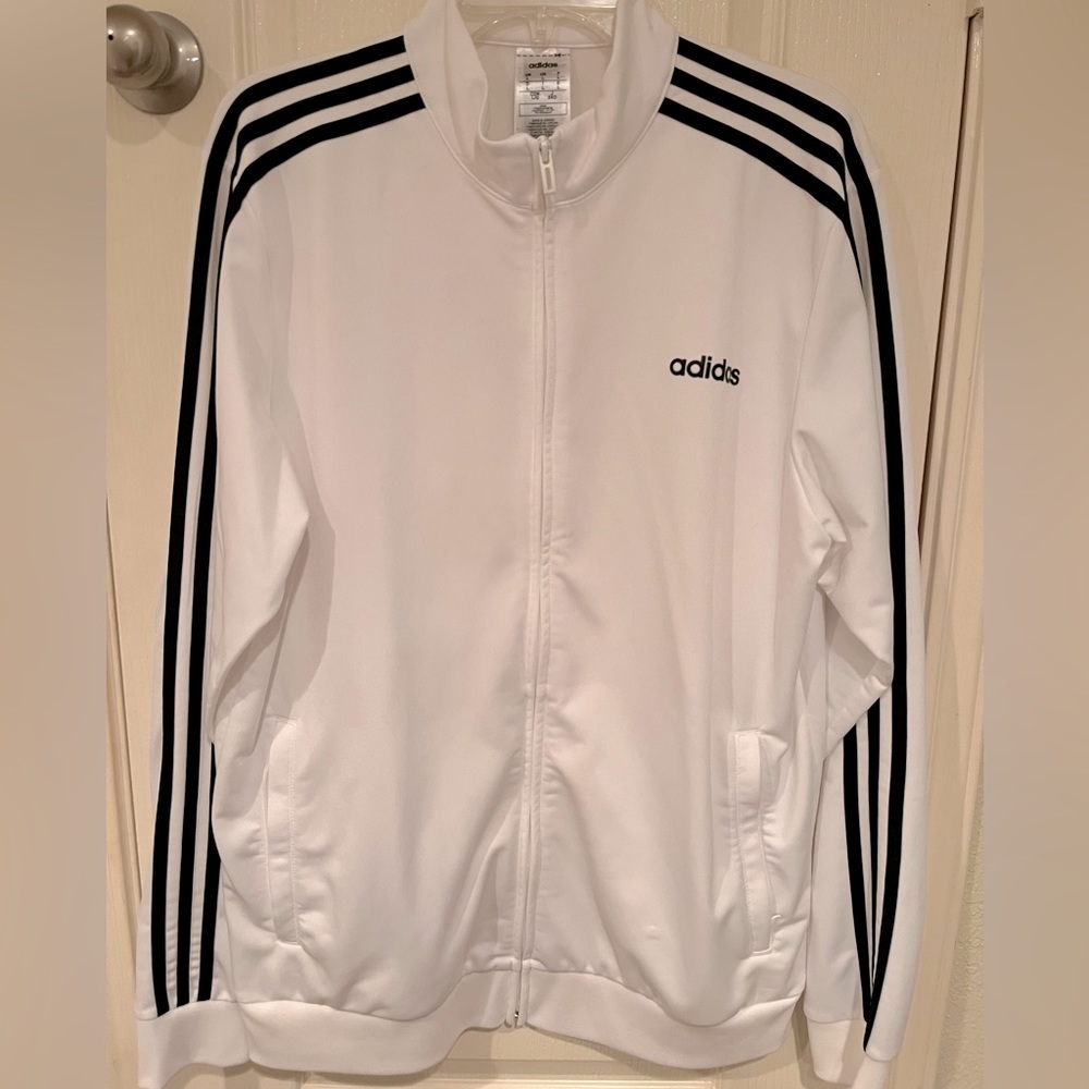 Men’s Adidas 3-Stripe light jacket. Size L. Very lightly worn.